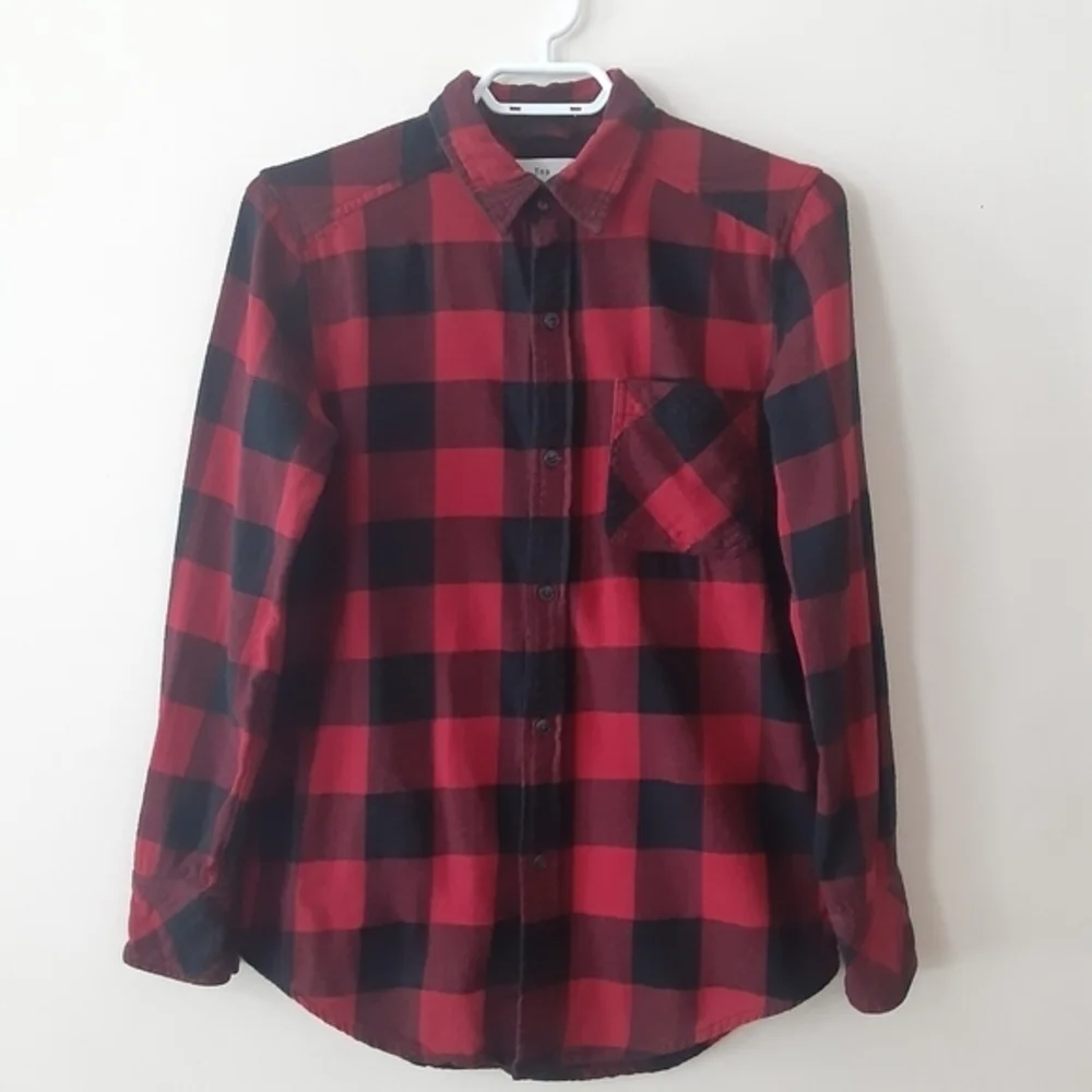 💥HOST PICK💥Aritzia TNA Flannel shirt, Cottage core Granola girl - Picture 4 of 15